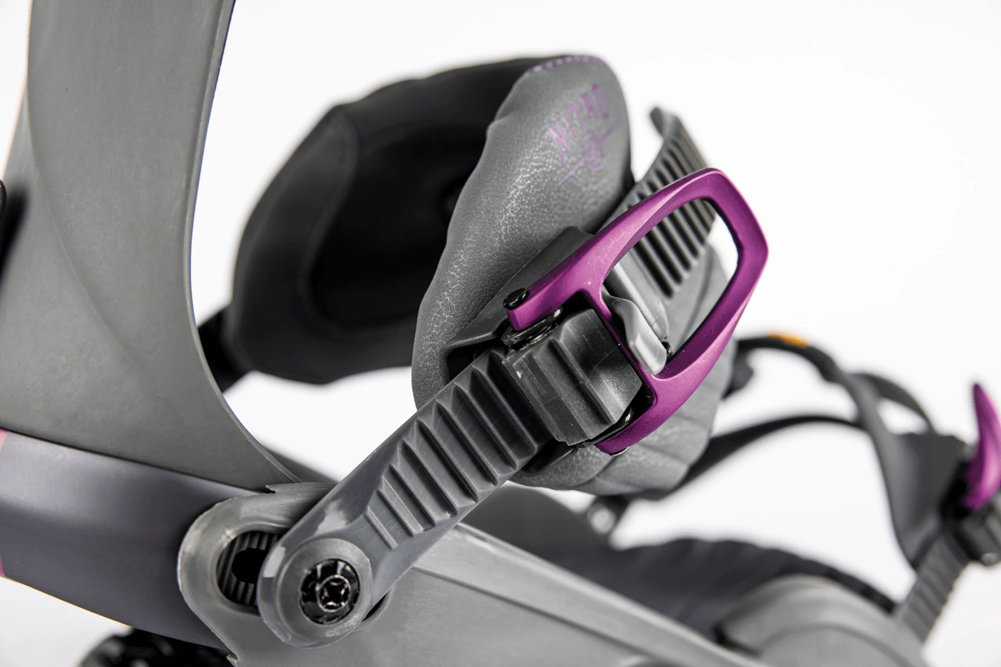 NITRO SNBD/ L1 OUTERWEAR Nitro Women's Ivy Factory Craft Snowboard Binding 2023 8 NITRO SNBD/ L1 OUTERWEAR Nitro Women's Ivy Factory Craft Snowboard Binding 2023 - Image 6
