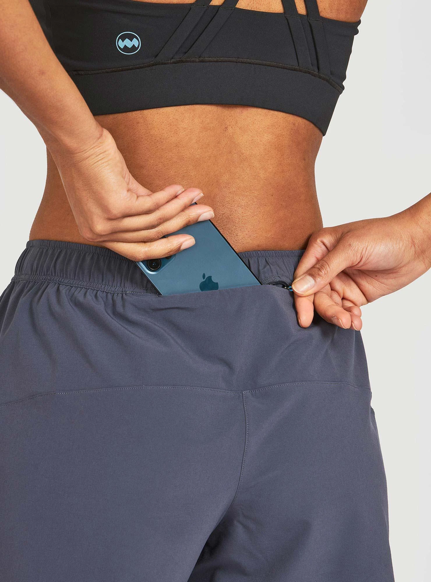 Janji Women 4" Transit Short 5 Janji Women 4" Transit Short - Image 3