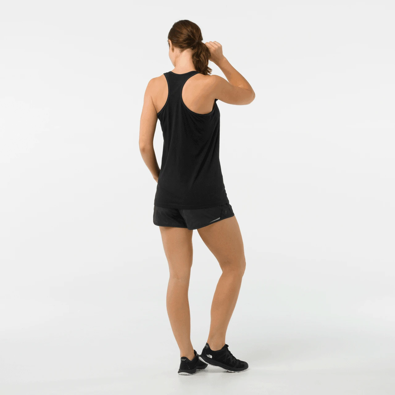 Smartwool Women's Merino 150 Base Layer Tank 5 Smartwool Women's Merino 150 Base Layer Tank - Image 3